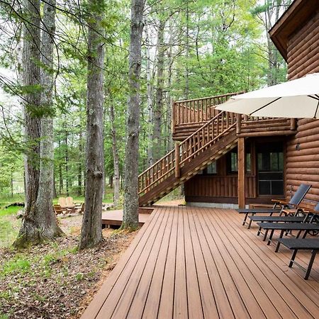 Luxe Riverfront Lodge With Kayaks - By Torch Lake! Rapid City Exterior photo