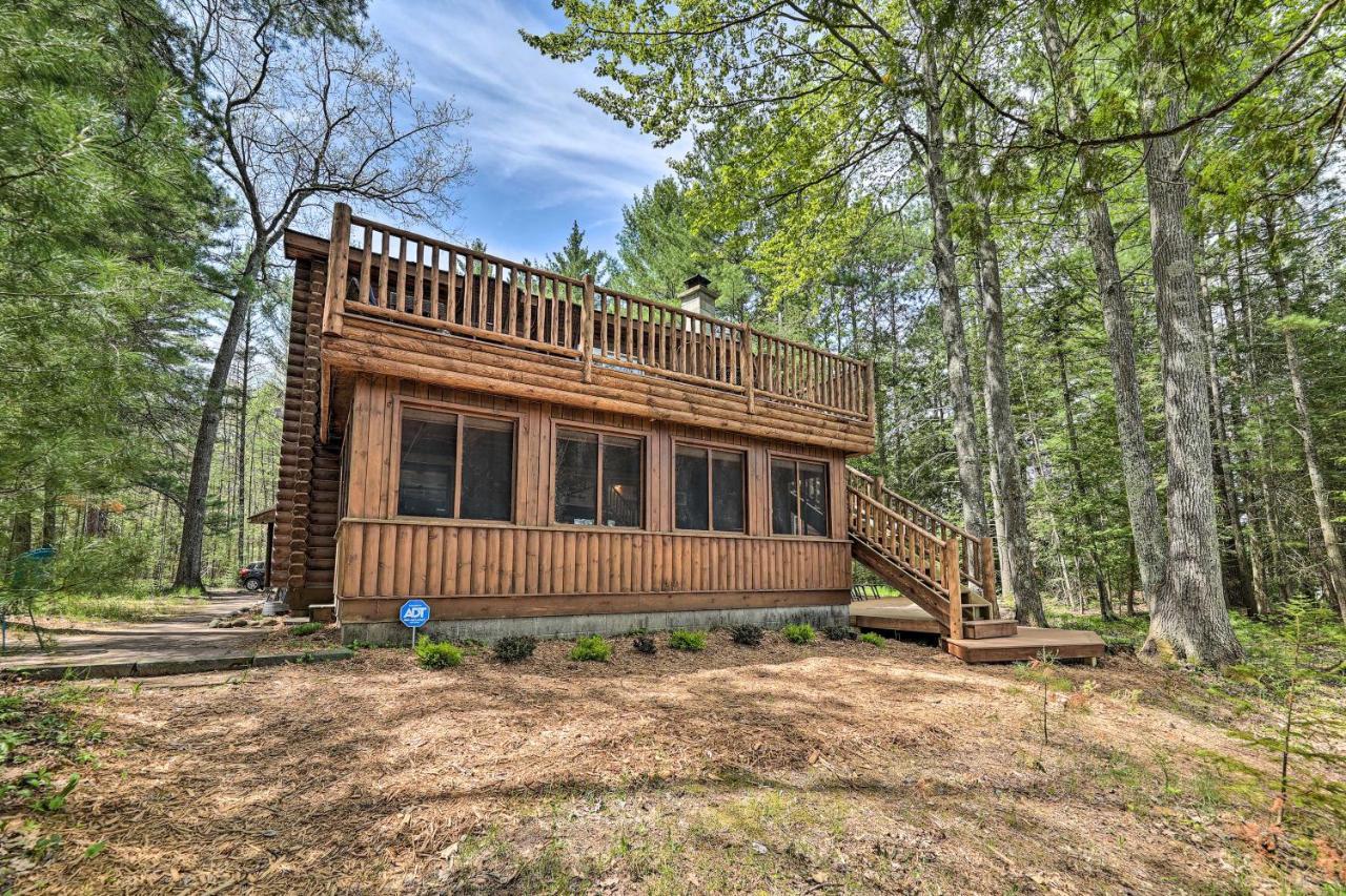 Luxe Riverfront Lodge With Kayaks - By Torch Lake! Rapid City Exterior photo